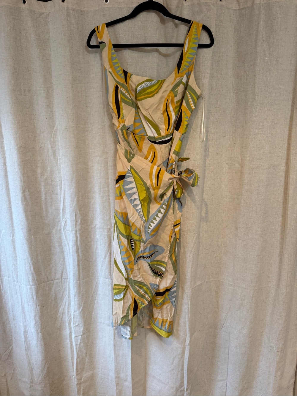 Karlie Abstract Leaf Wrap Dress in Yellow, Green & Black